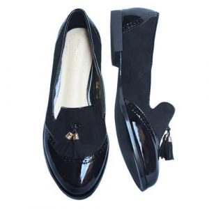 Unique Classic Ladies Slip-on Flat Shoes With Tassels